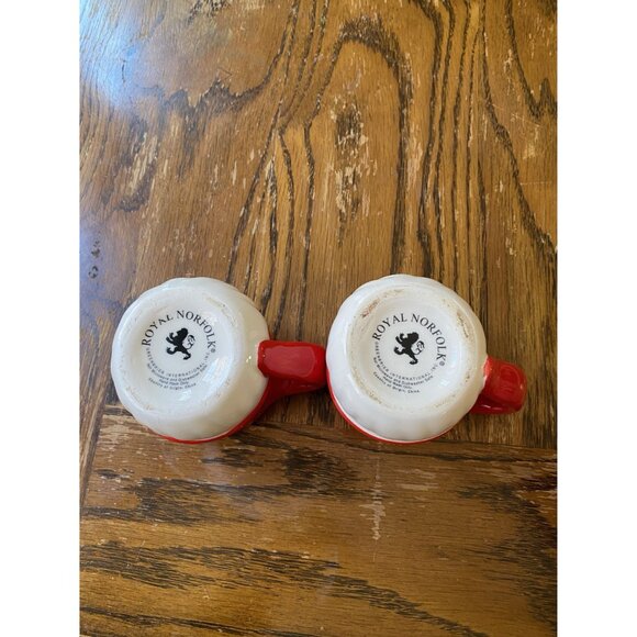 Set Of 2 Red & White Gnome Ceramic Mugs - Picture 7 of 7